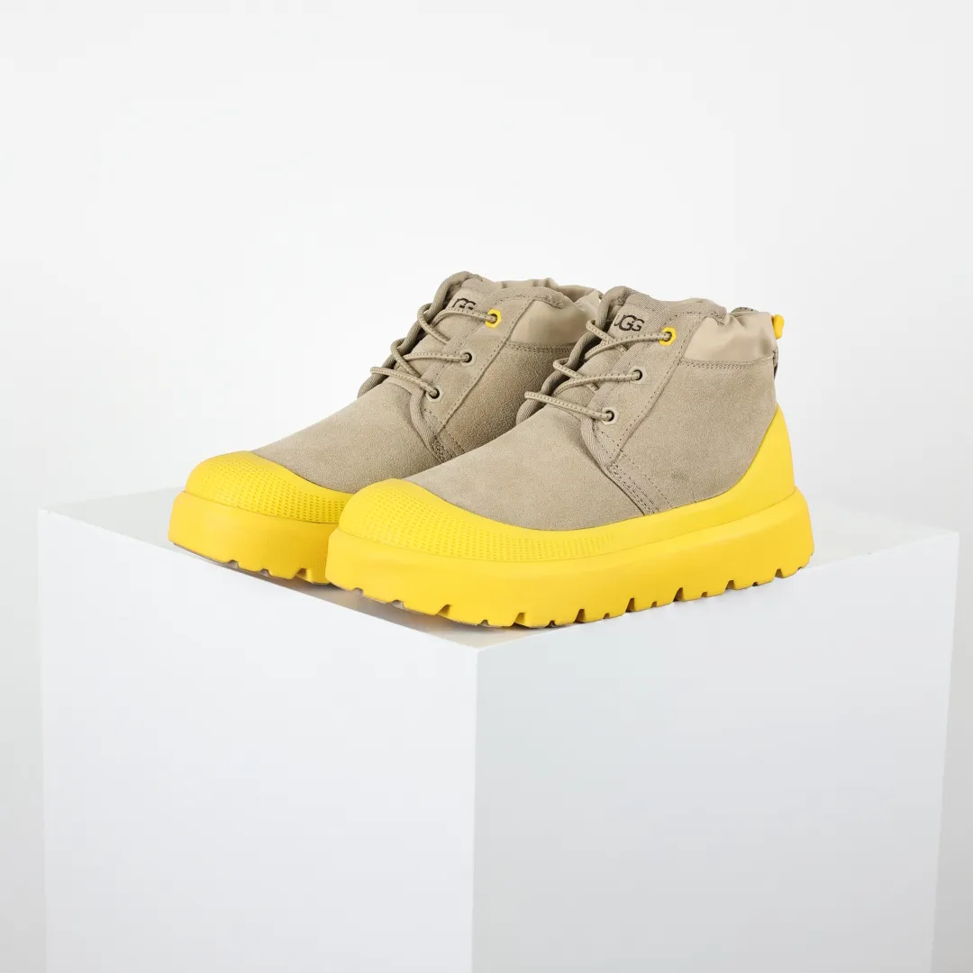 Copy price 💰700 Core recommendation Good price It is a very suitable choice for home furnishings. In recent years, uug has launched a series of styles, which are partial to the preferences of young consumers and have also moved to the forefront of fashion trends. Shoe body material: water-repellent coated suede upper, 17mm UGGPURE™ implantable wool insole, lightweight non-slip and comfortable rubber outsole, with brand LOGO and trademark, with full packaging. Size: 35 36 37 38 39 40 41 42 43 44 45